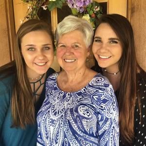 Meet your Posher, Kaylan